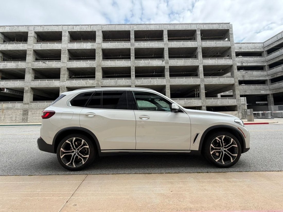 Suv in Inglewood, CA, United States 4 - 17835759