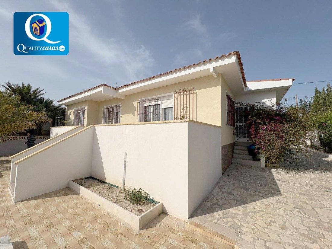 Chalet in el Campello, Valencian Community, Spain 1 - 17835869