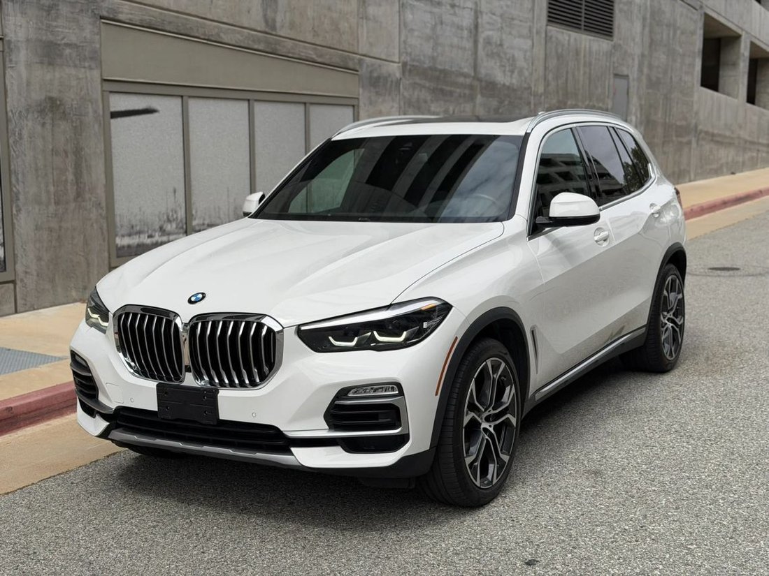 Suv in Inglewood, CA, United States 1 - 17835759