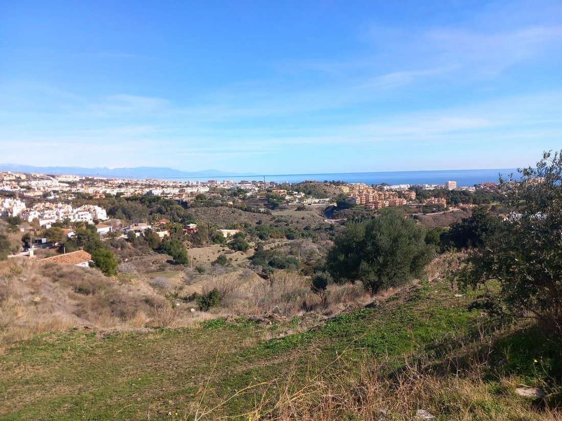 Land in Benalmadena, Andalusia, Spain 3 - 15709475