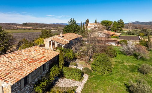 Maison à Oppedette, Provence-Alpes-Côte d'Azur, France 1