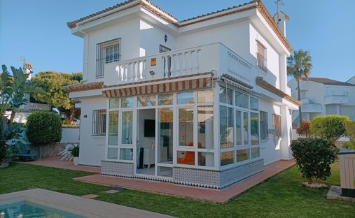 Chalet in Chiclana de la Frontera, Andalusia, Spain 1
