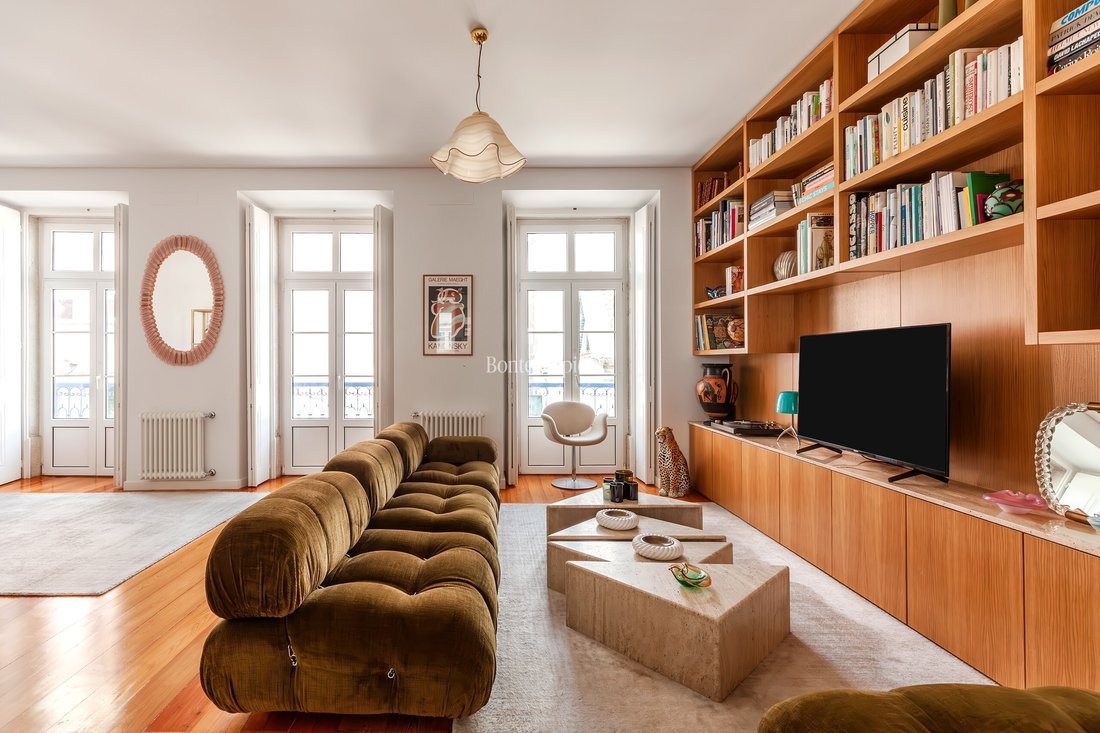 Apartment in Santo Antonio, Lisbon, Portugal 2 - 17835914