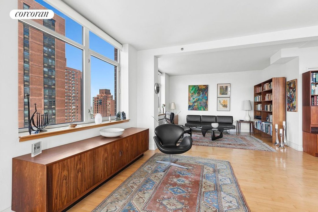 Condo in New York, New York, United States 3 - 17836127