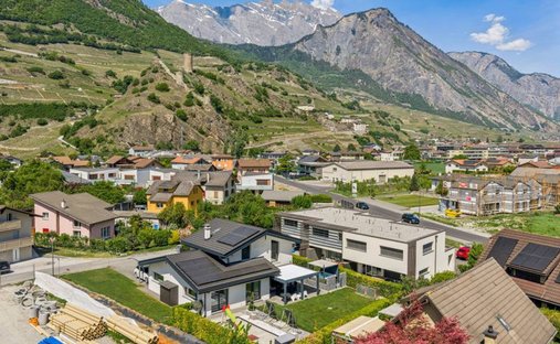 Haus in Saillon, Wallis, Schweiz 1