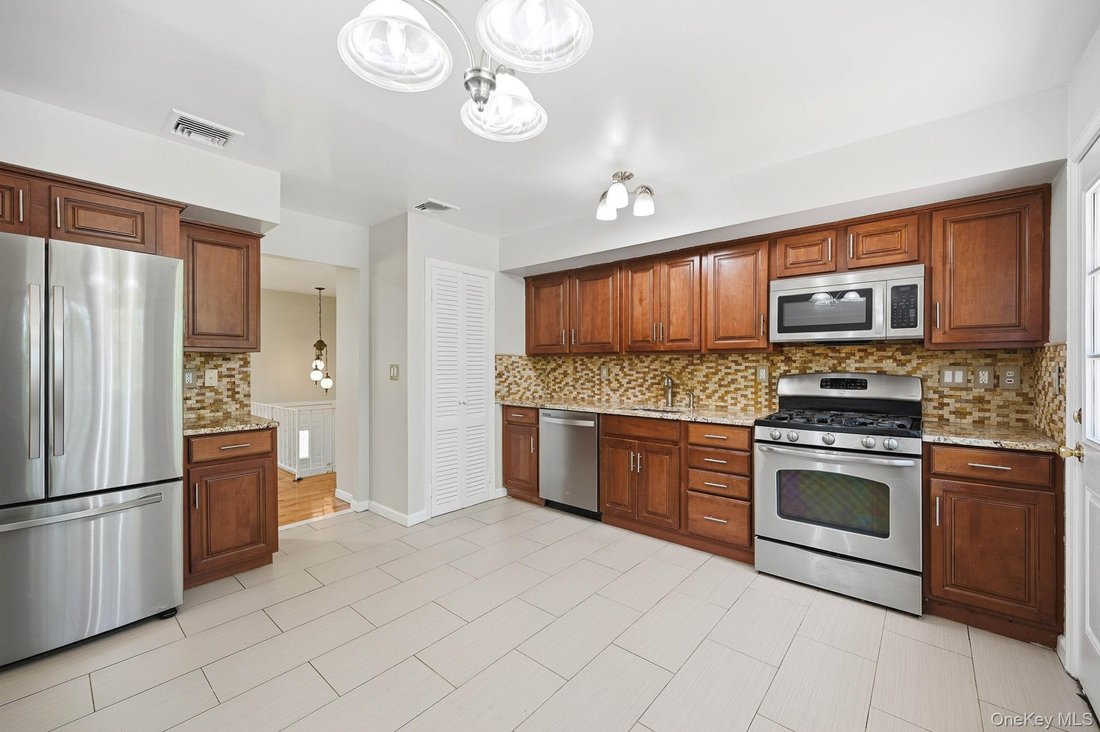 House in New City, New York, United States 4 - 17835961