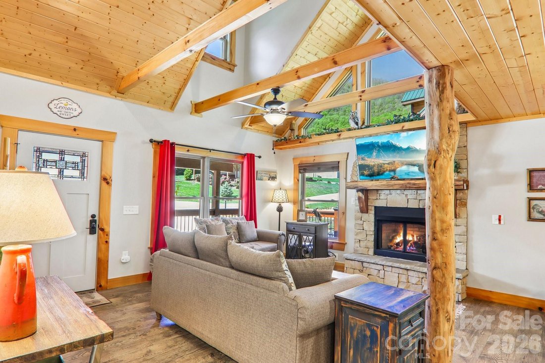 House in Maggie Valley, North Carolina, United States 2 - 17836229