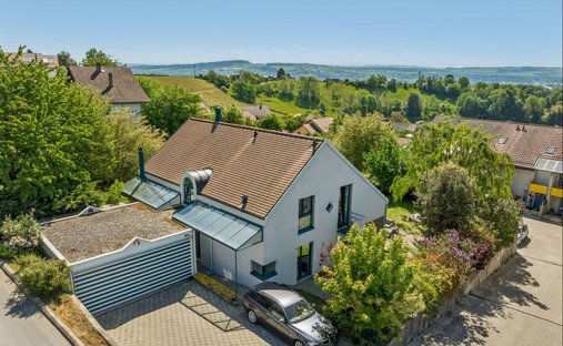 House in Valeyres-sous-Montagny, Vaud, Switzerland 1
