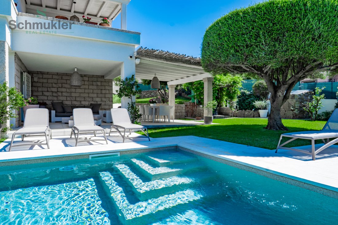 Villa in Olbia, Sardinia, Italy 1 - 17837141