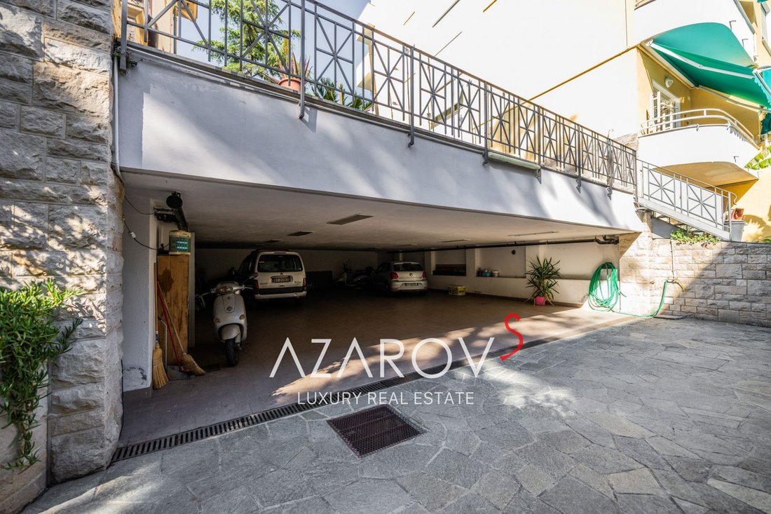Villa in Bordighera, Liguria, Italy 4 - 12338369