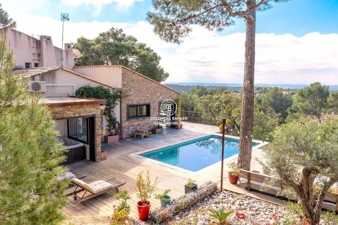 Villa en Perpiñán, Occitania, Francia 1 - 17674009