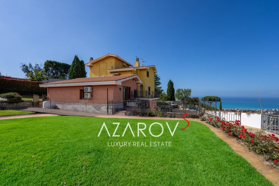 Villa in Bordighera, Liguria, Italy 2 - 14487208