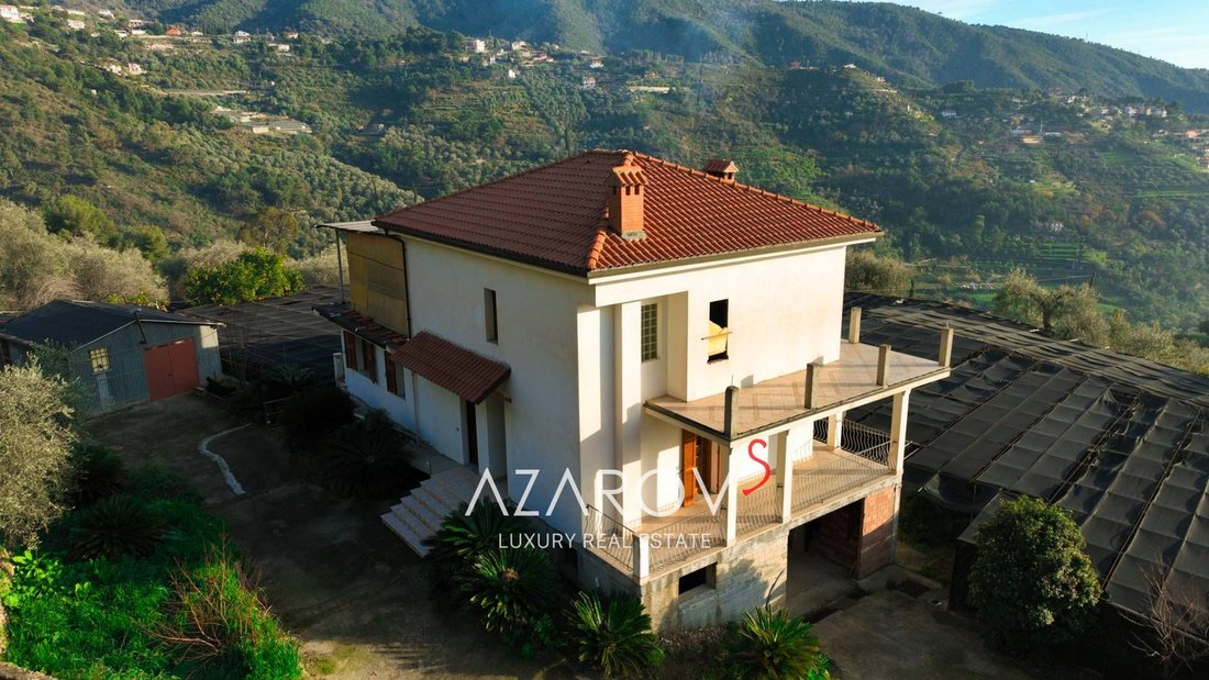 Villa in Vallebona, Liguria, Italy 1 - 13710261