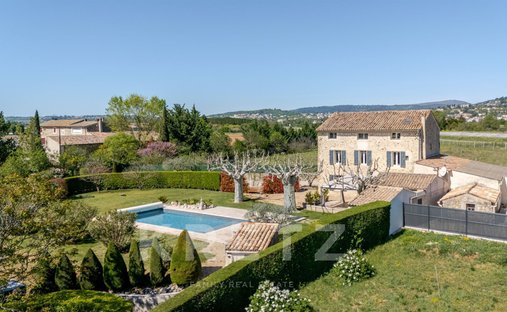 Maison à Manosque, Provence-Alpes-Côte d'Azur, France 1