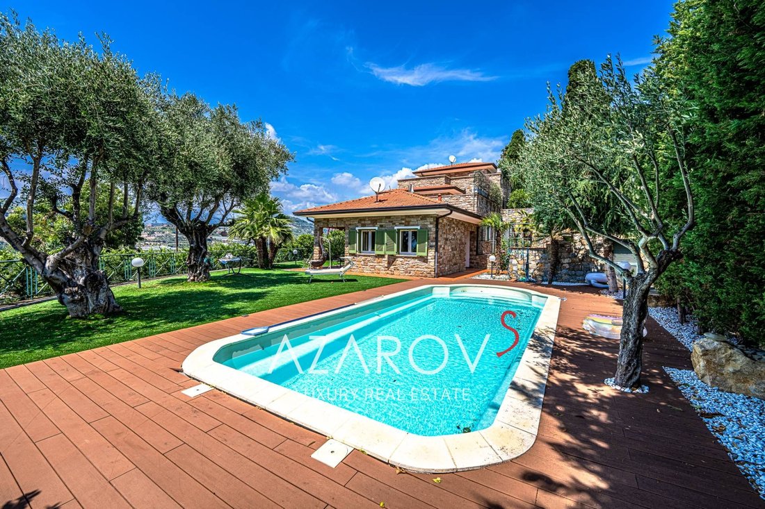 Villa in Bordighera, Liguria, Italy 1 - 13041805