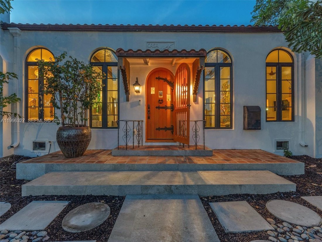 House in Hollywood, Florida, United States 2 - 17836425