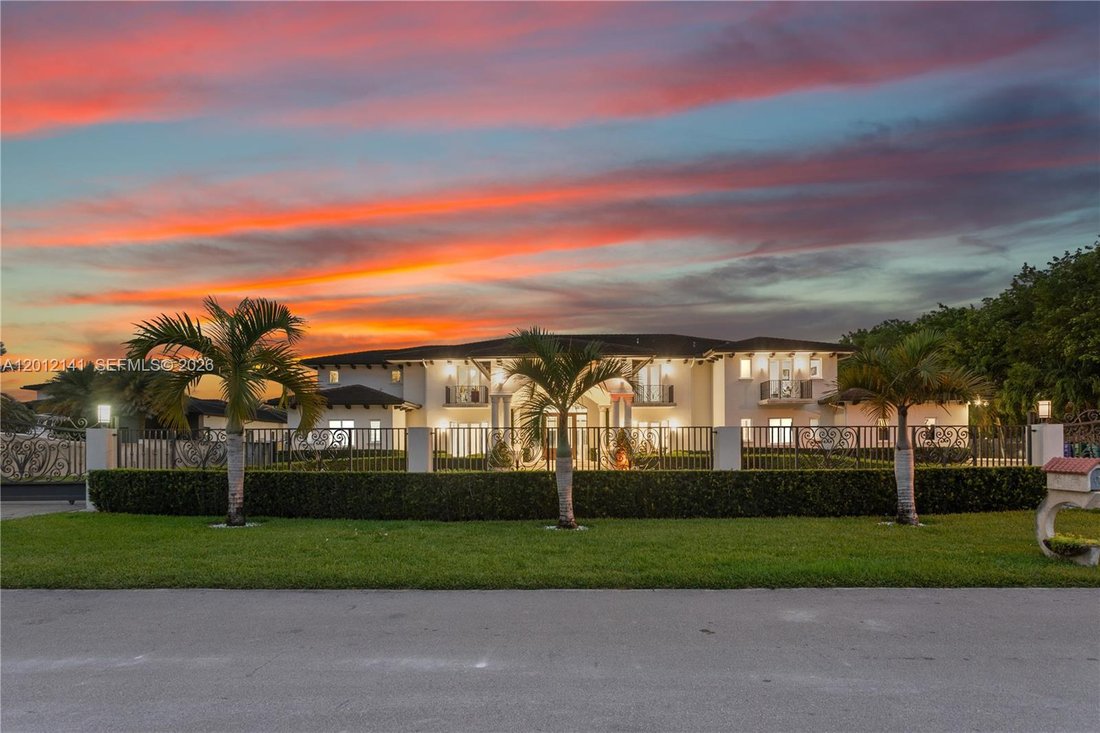 House in Miami, Florida, United States 3 - 17837809