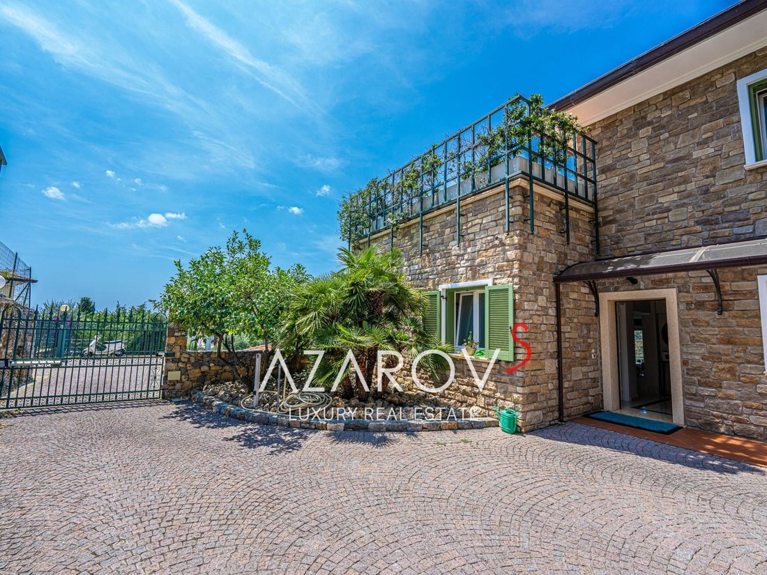 Villa in Bordighera, Liguria, Italy 3 - 13041805