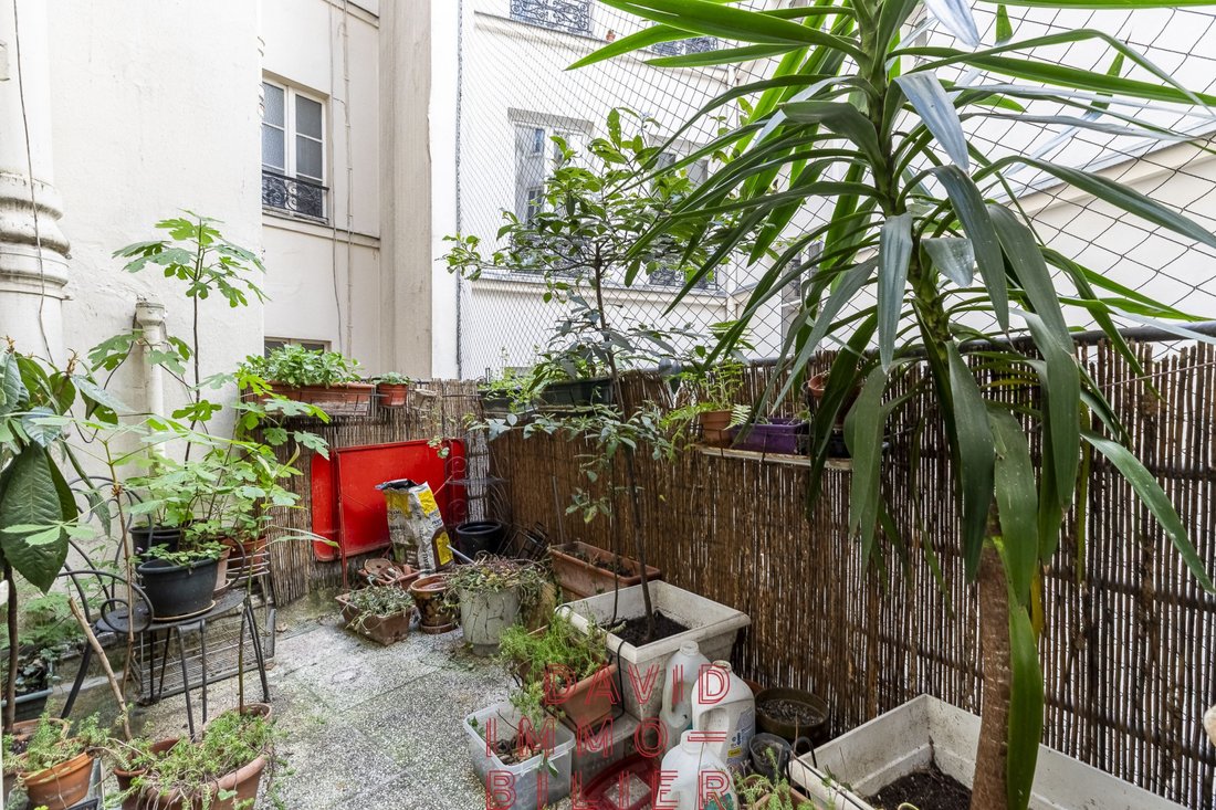 Apartment in Lorette-Martyrs, Paris 9e Arrondissement, Paris 4 - 17837206