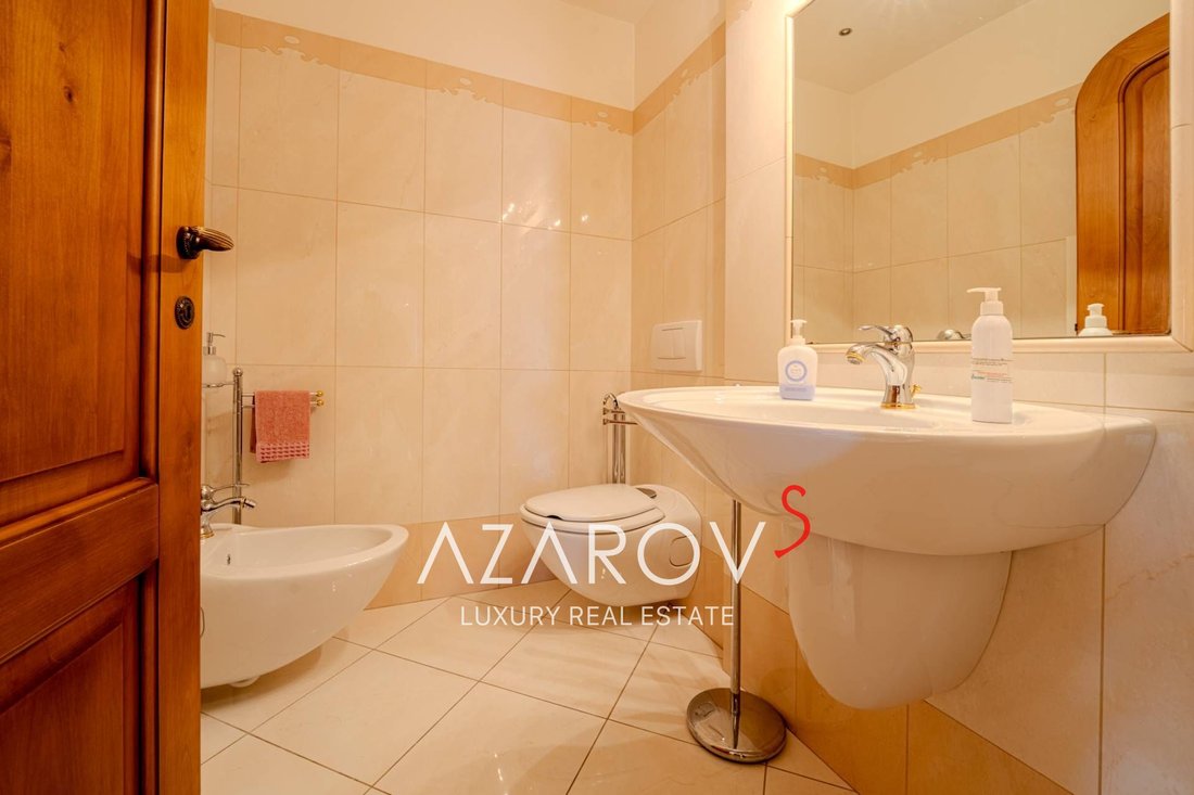 Villa in Vallecrosia, Liguria, Italy 5 - 14611467