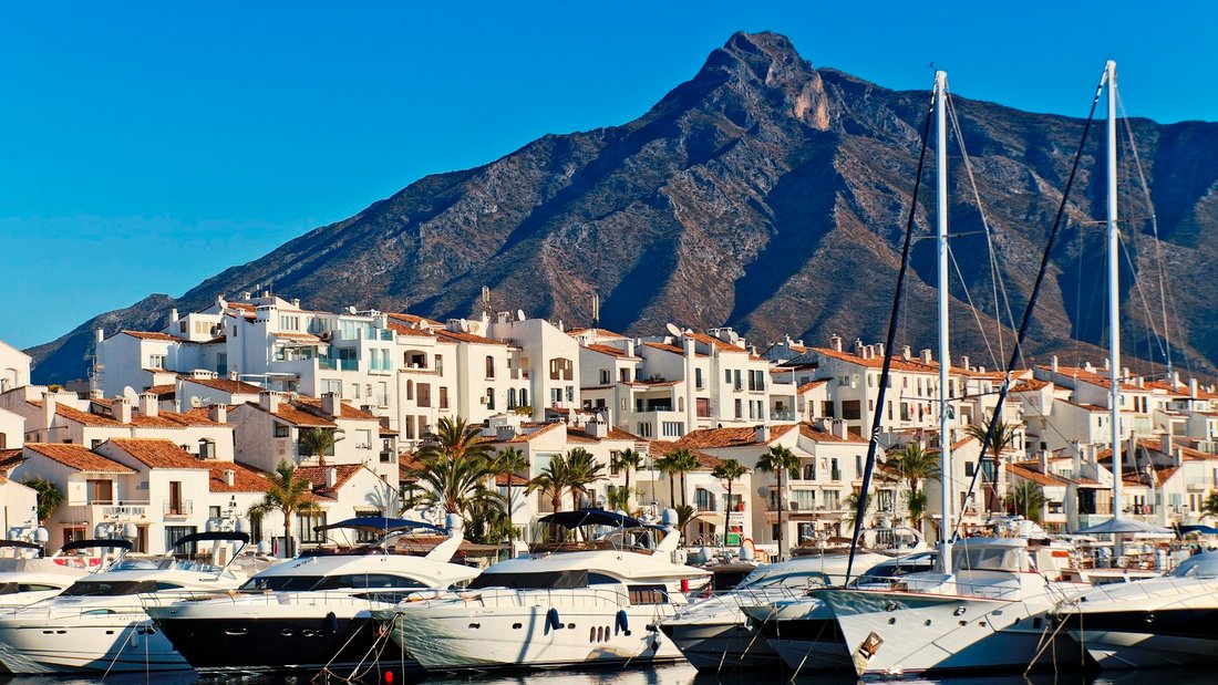 Villa a Puerto Banus, Marbella, Spagna 2 - 17837046