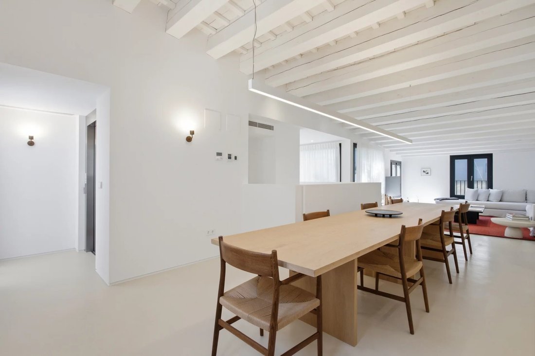 Apartment in Ciutat Vella, Barcelona, Spain 4 - 17837574