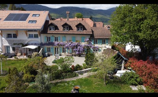 House in La Rippe, Vaud, Switzerland 1