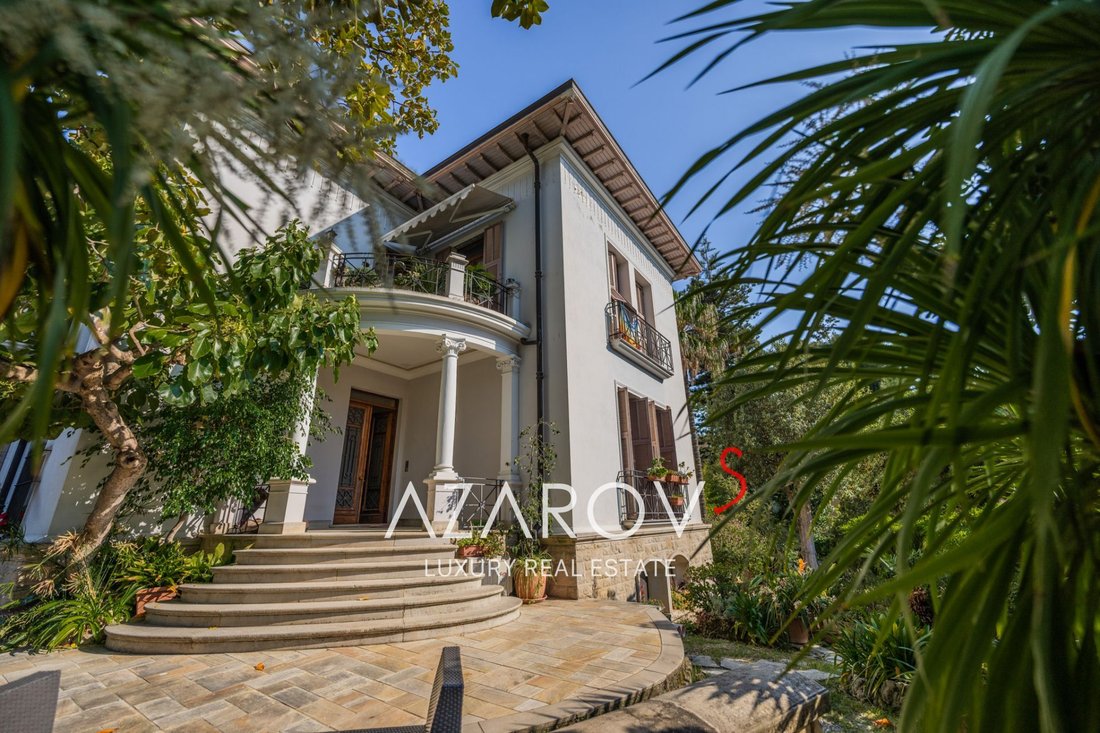 Villa in Bordighera, Liguria, Italy 2 - 12338369