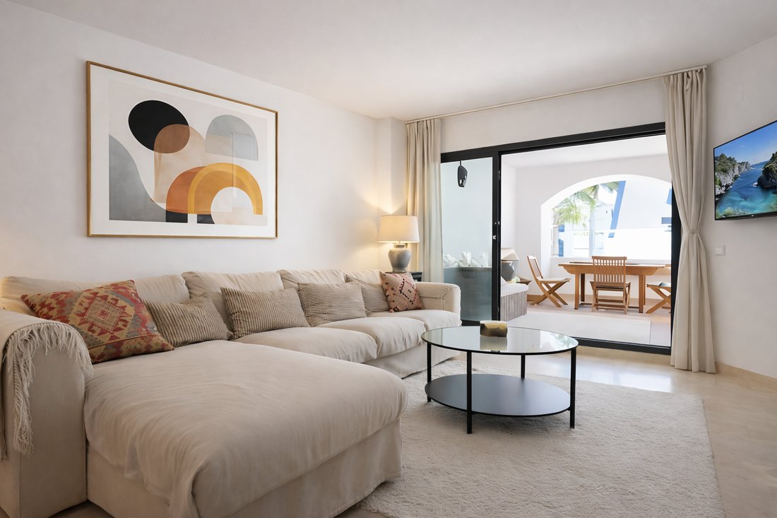 Apartment in San Pedro de Alcantara, Andalusia, Spain 2 - 17837882