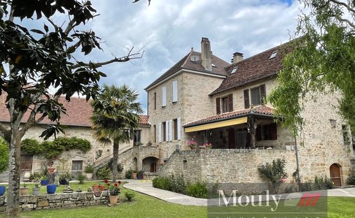 Magnificent Medieval Castle Overlooking The Lot Valley, With Swimming Pool, Outbuildings, Near Figea