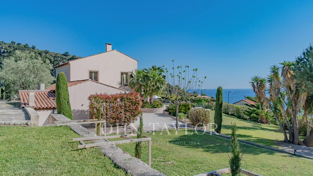 Villa in Èze, Provence-Alpes-Côte d'Azur, France 3 - 17837279
