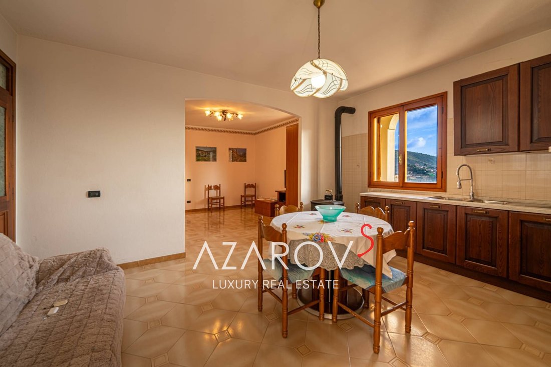 Villa in Vallebona, Liguria, Italy 3 - 13710261
