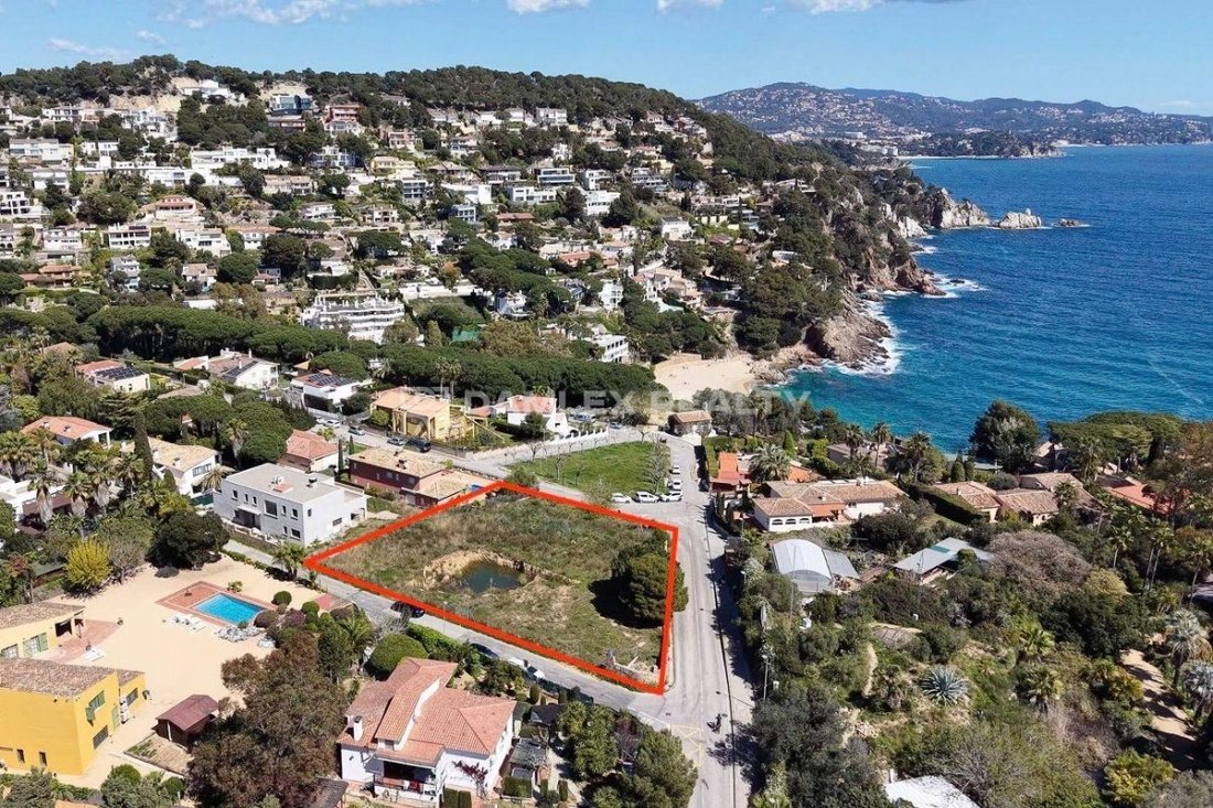 Land in Blanes, Catalonia, Spain 2 - 17837116