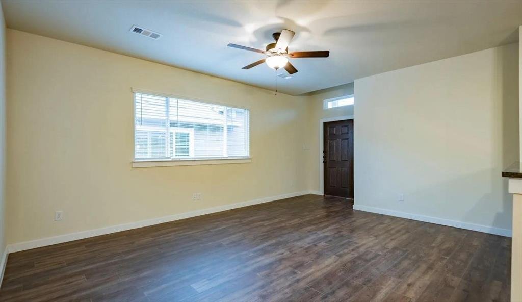 Apartment in Venus, Texas, United States 5 - 17836950