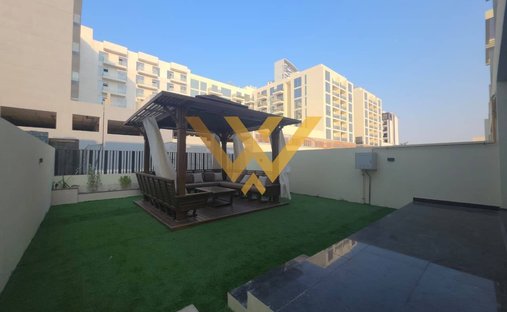 Townhouse in Al Barsha South 5, Al Barsha, Dubai 1