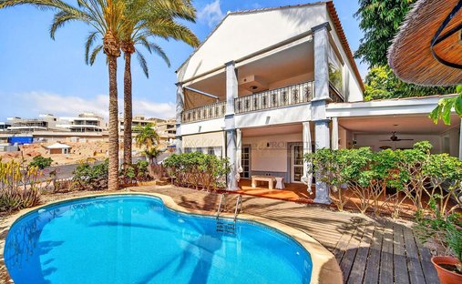 Villa in Los Cristianos, Canary Islands, Spain 1