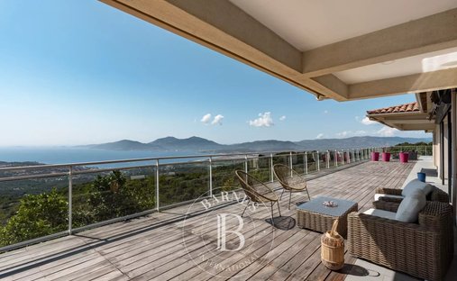 Villa in Grosseto-Prugna, Corsica, France 1
