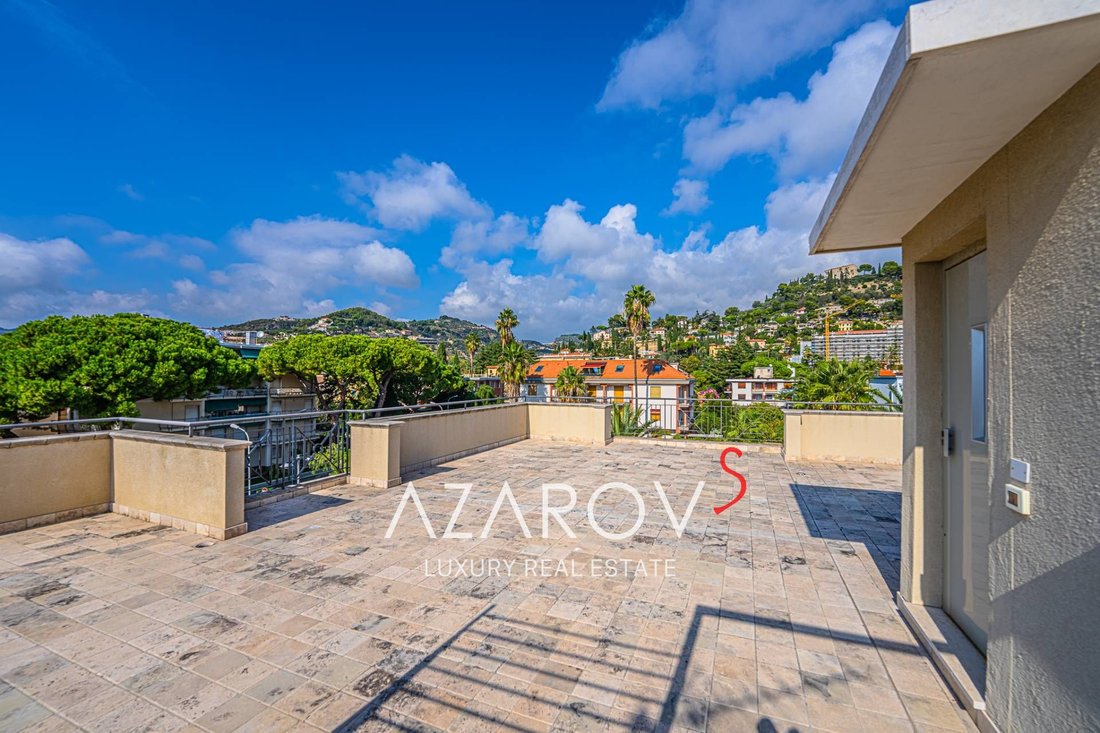 Villa in Bordighera, Liguria, Italy 1 - 13387887