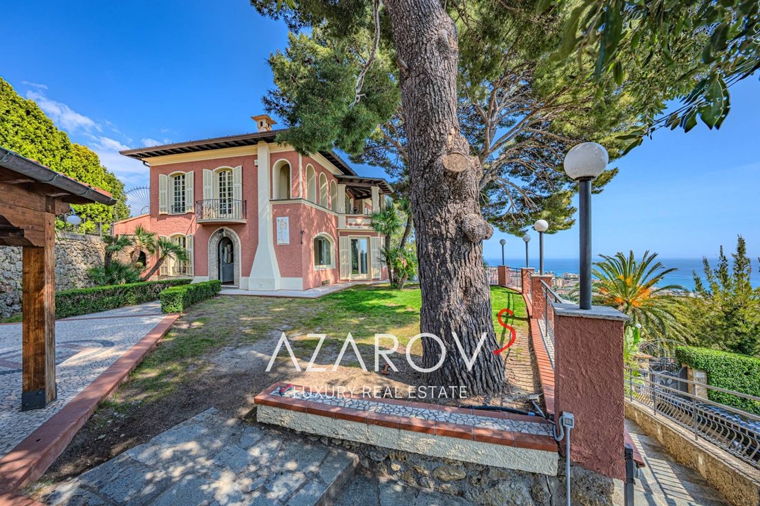 Villa in City Center, Ventimiglia, Liguria 1 - 17716108