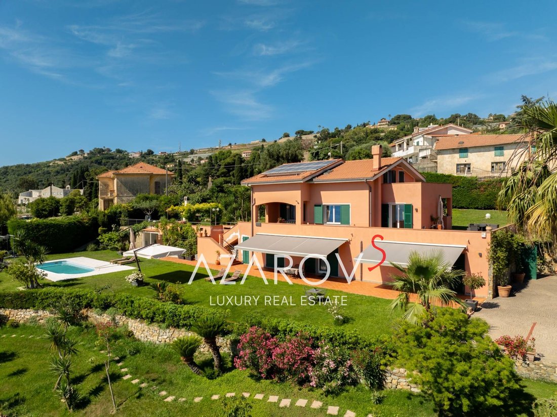 Villa in Coldirodi, Sanremo, Italy 1 - 14448036