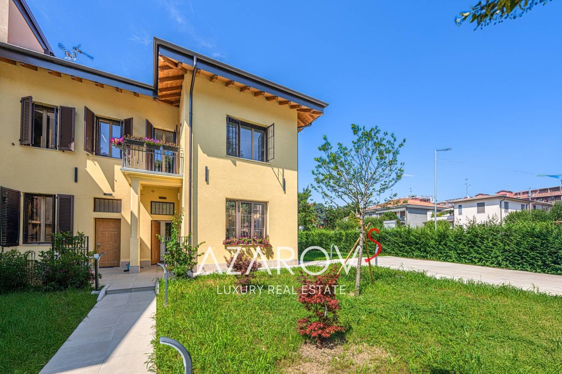 Villa in Opera, Lombardy, Italy 1 - 15885803
