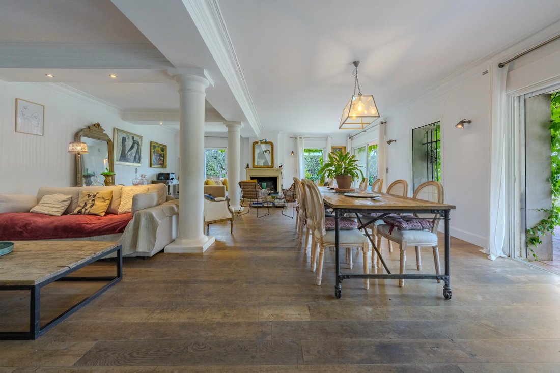 House in Mougins, Provence-Alpes-Côte d'Azur, France 5 - 17676909