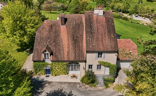 Villa in Arrondissement of Lons-le-Saunier, Bourgogne – Franche-Comté, France 1
