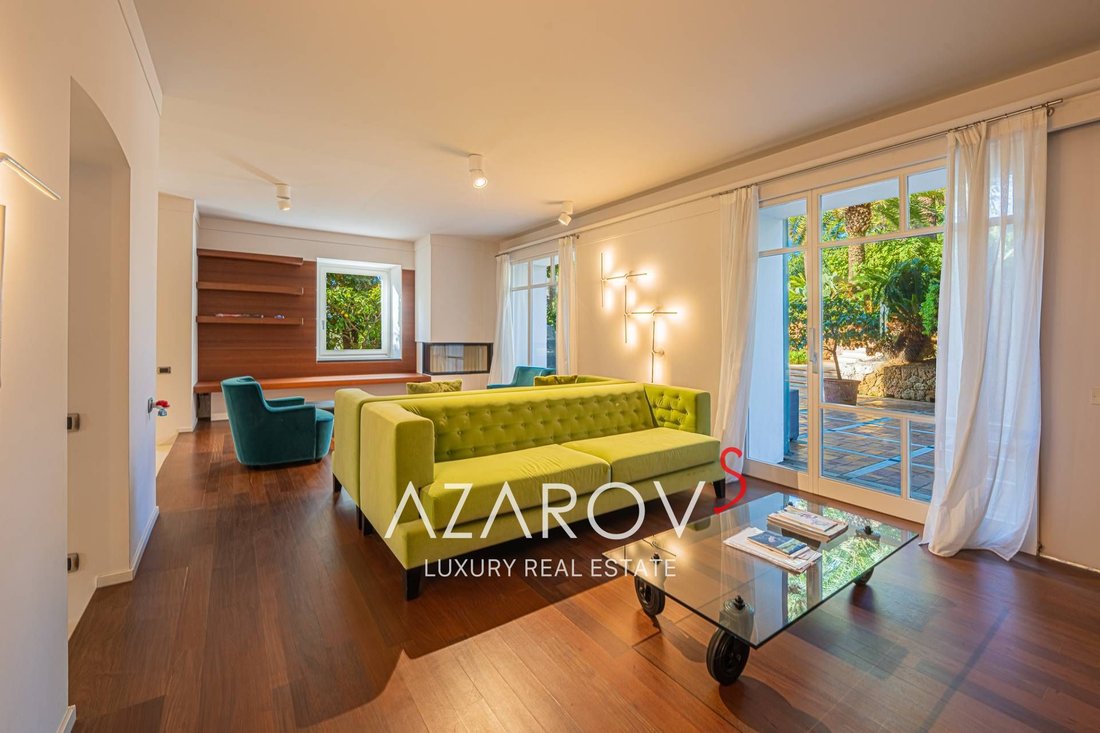 Villa in Bordighera, Liguria, Italy 2 - 13784529