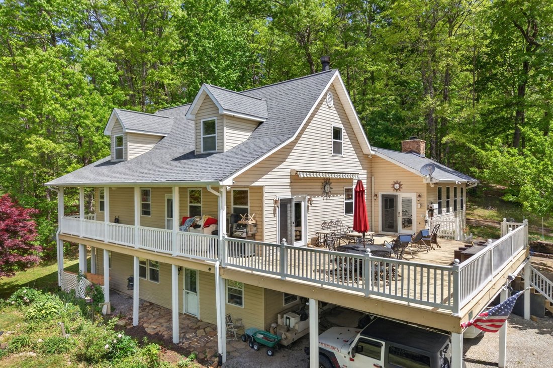 House in Monterey, Tennessee, United States 1 - 17263258