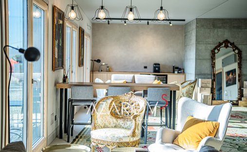 Villa in Barbaresco, Piedmont, Italy 1