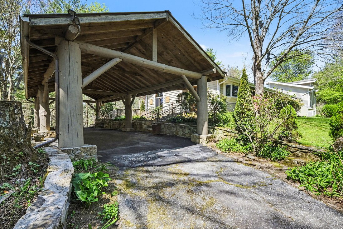 House in Highlands, North Carolina, United States 2 - 17837100