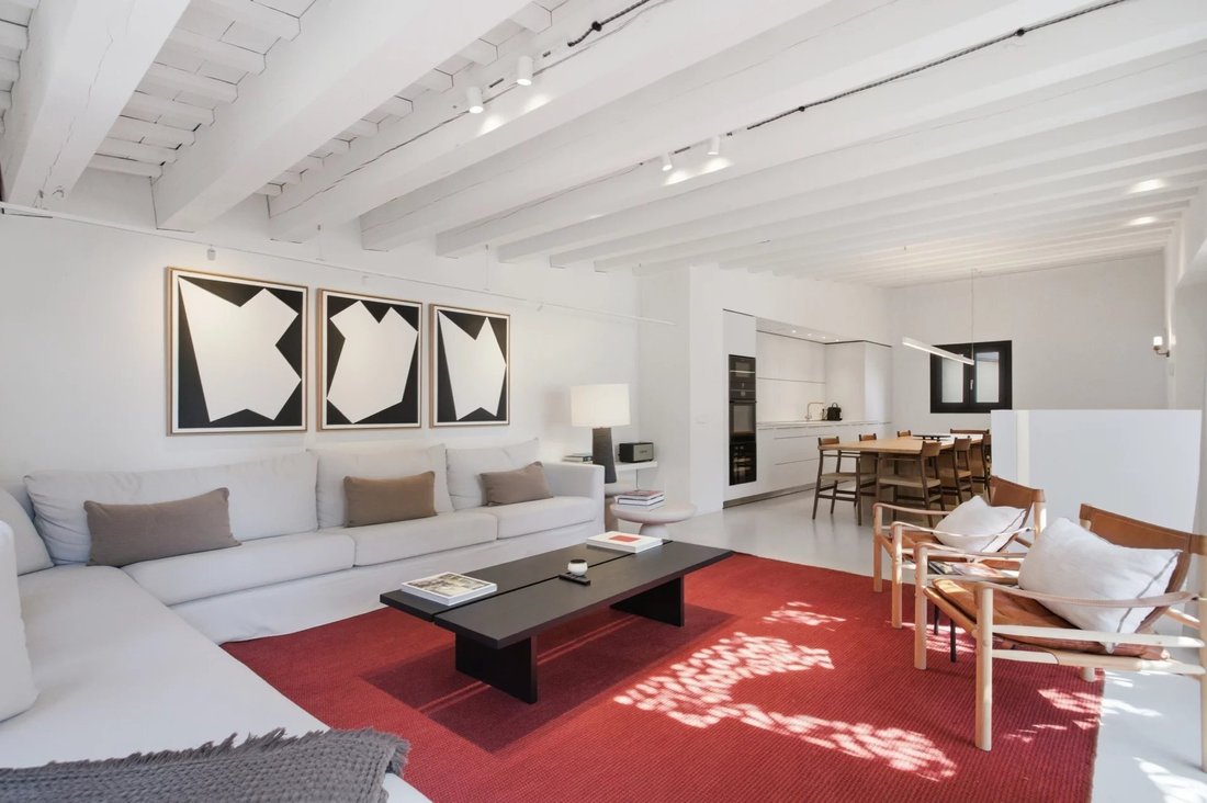 Apartment in Ciutat Vella, Barcelona, Spain 5 - 17837574