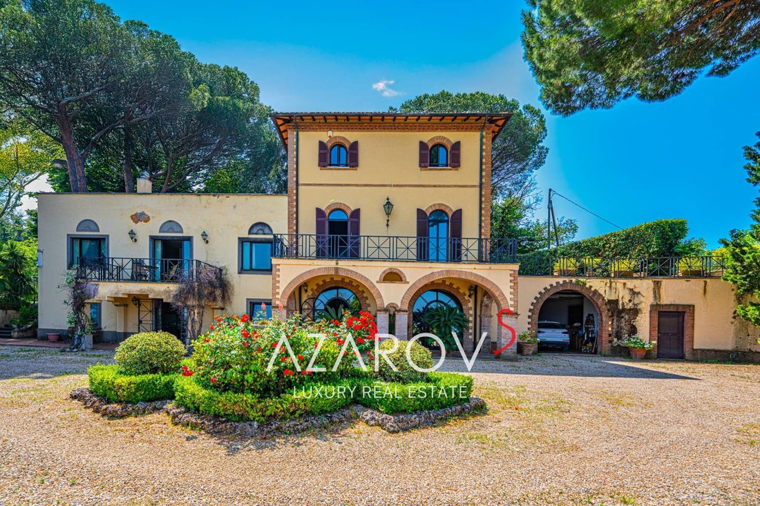 Villa in Frascati, Lazio, Italy 3 - 15809417