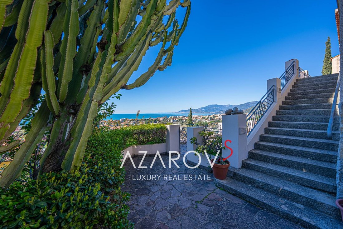 Villa in Bordighera, Liguria, Italy 3 - 13950922